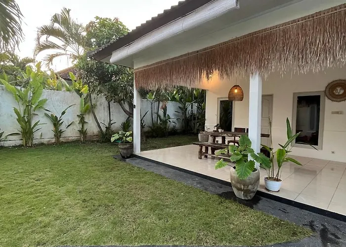 2 Br- Private Pool * Seminyak