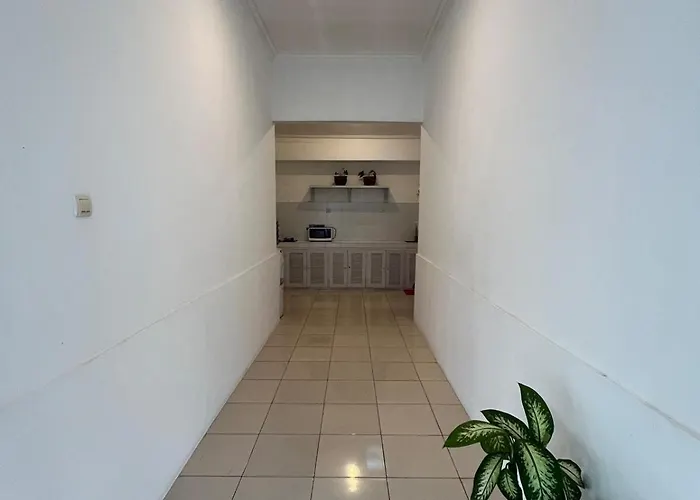 2 Br- Private Pool