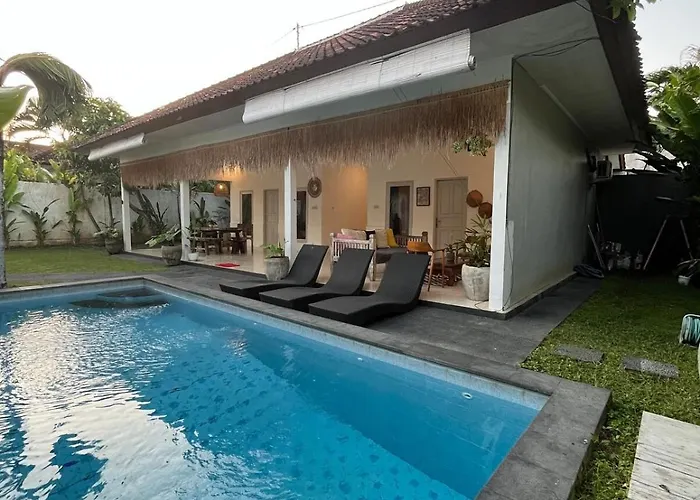 Villa 2 Br- Private Pool Seminyak